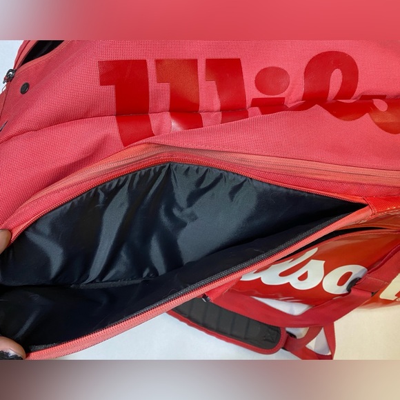 Wilson Super Tour Red Tennis Bag - Picture 5 of 6